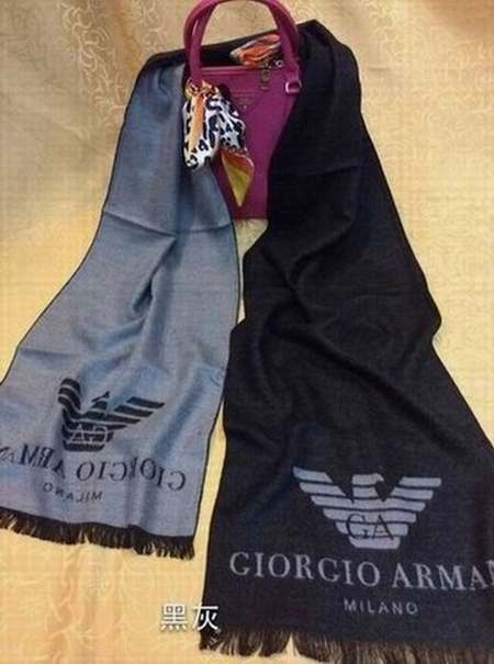 echarpe hugo boss pas cher